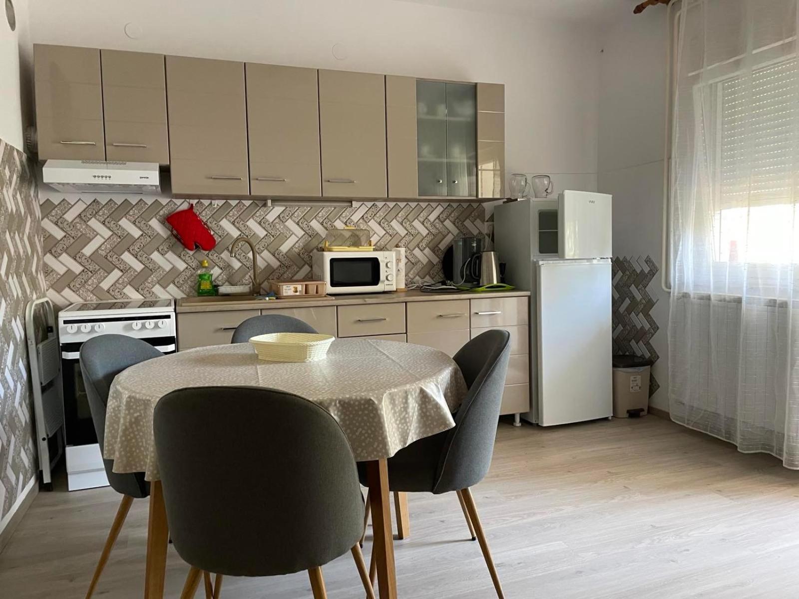 Apartman 3D Кърк Екстериор снимка